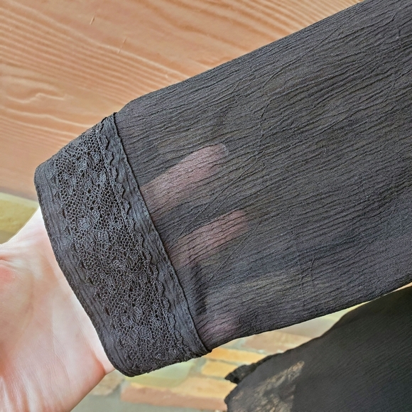 Emma James Sheer Ruffle Front Elegant Black Women's Button-Up Top Size 16W EUC - Picture 12 of 16